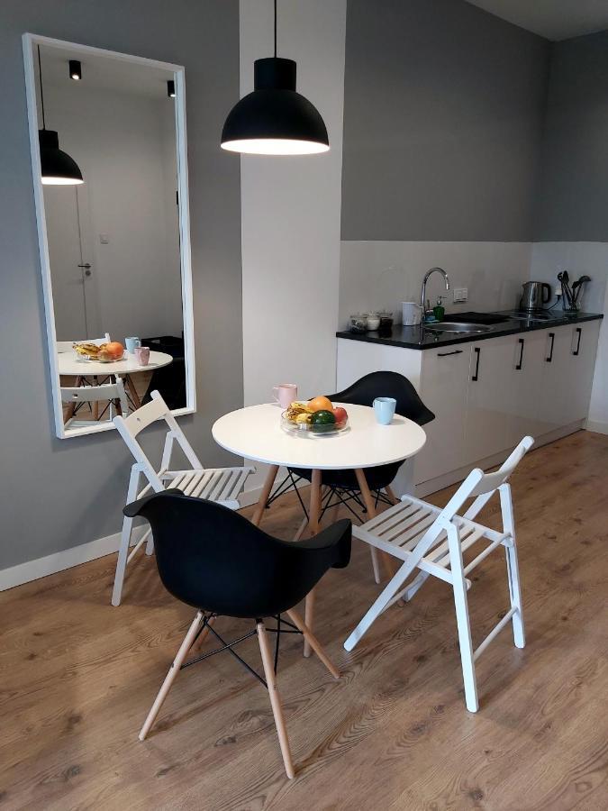 Chill Apartments Expo Slawinska Warsawa Bagian luar foto